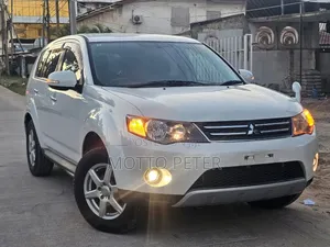 Mitsubishi Outlander 2006 White