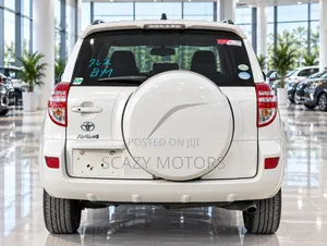 Toyota RAV4 2008 White
