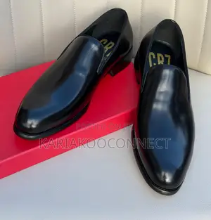 CR7 Elegant Slip-on Shoes