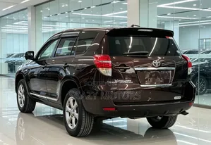 Toyota Vanguard 2013 Maroon