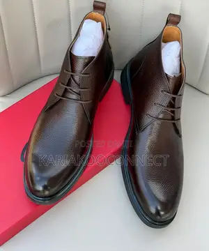 Clarks Classic Chukka Boots