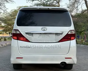 Toyota Alphard 2009 Pearl