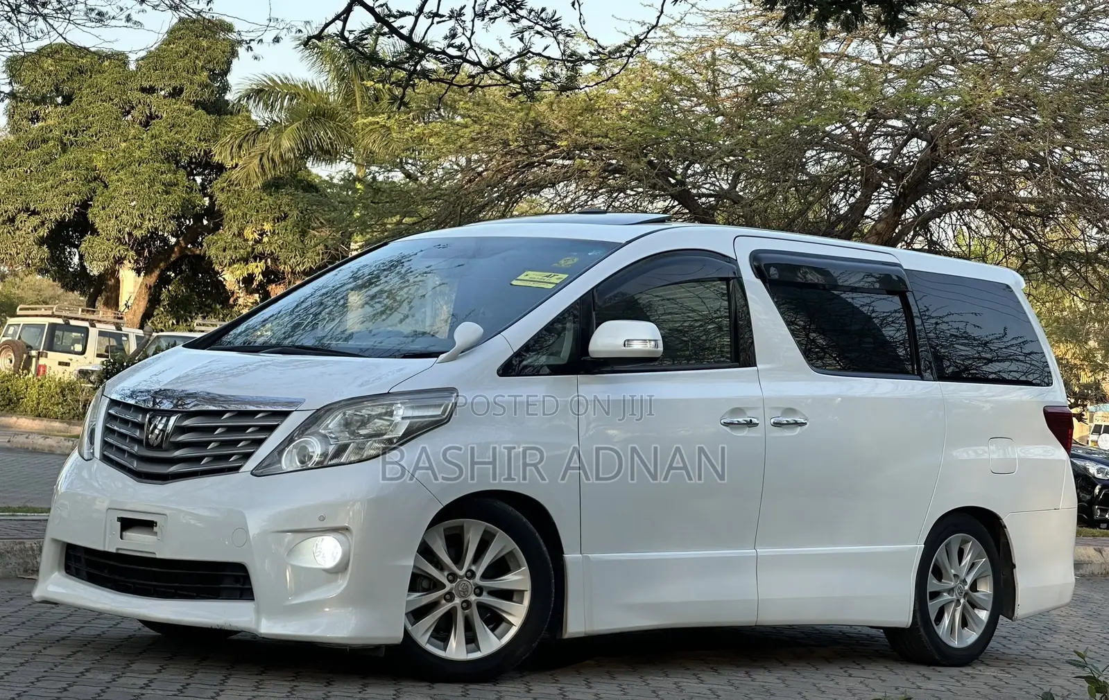Toyota Alphard 2009 Pearl