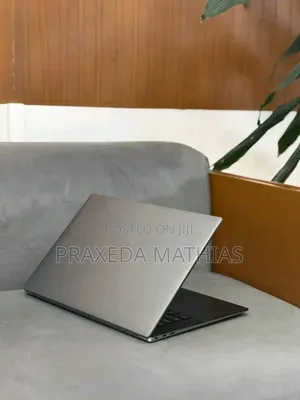Laptop Dell Precision 5550 16GB Intel Core i7 SSD 512GB