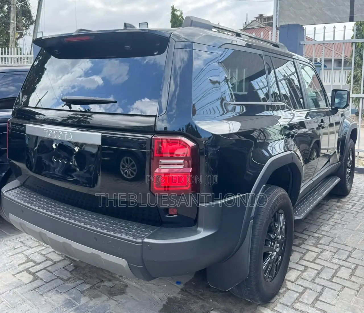 Toyota Land Cruiser Prado 2025 Black