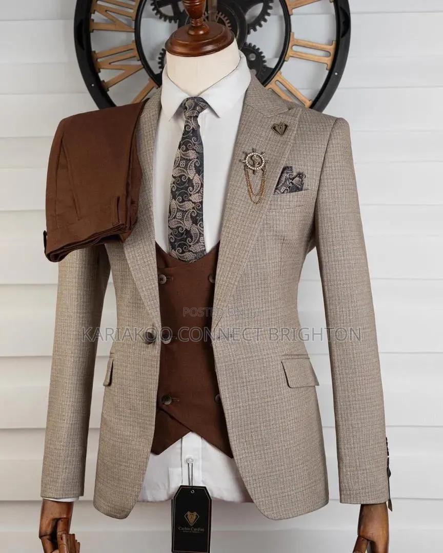 Light Brown Checkered Peak-Lapel Combo