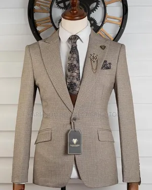 Light Brown Checkered Peak-Lapel Combo