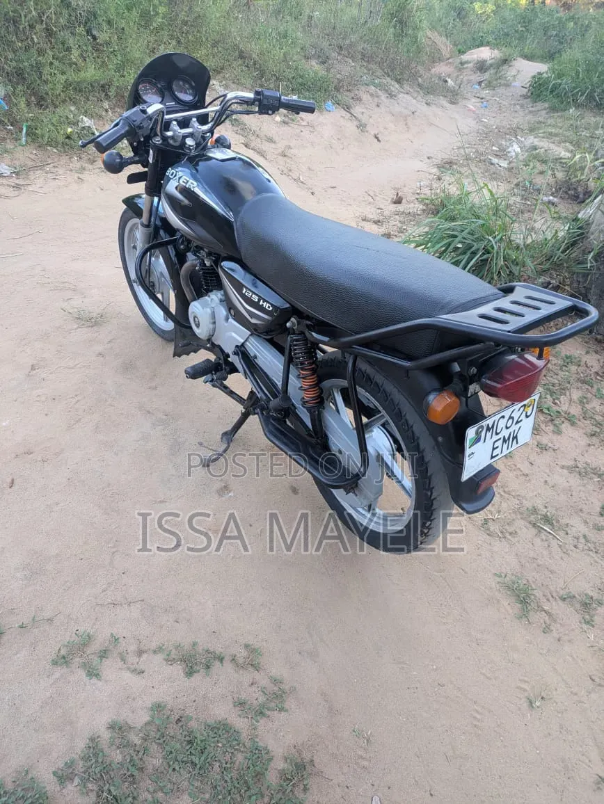 Bajaj Boxer 125 2025 Black