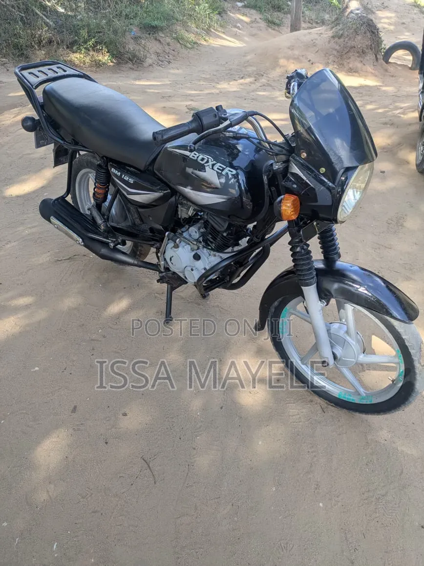 Bajaj Boxer 125 2024 Black
