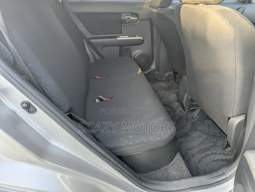 Toyota Corolla Rumion 2009 Silver