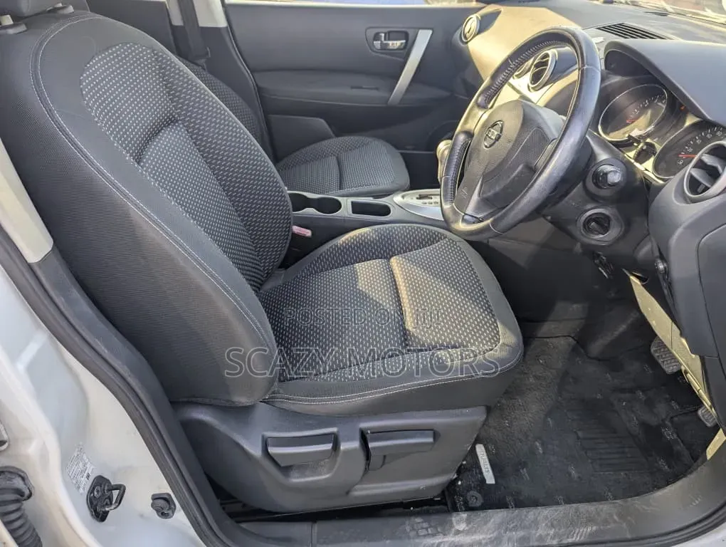 Nissan Dualis 2012 White