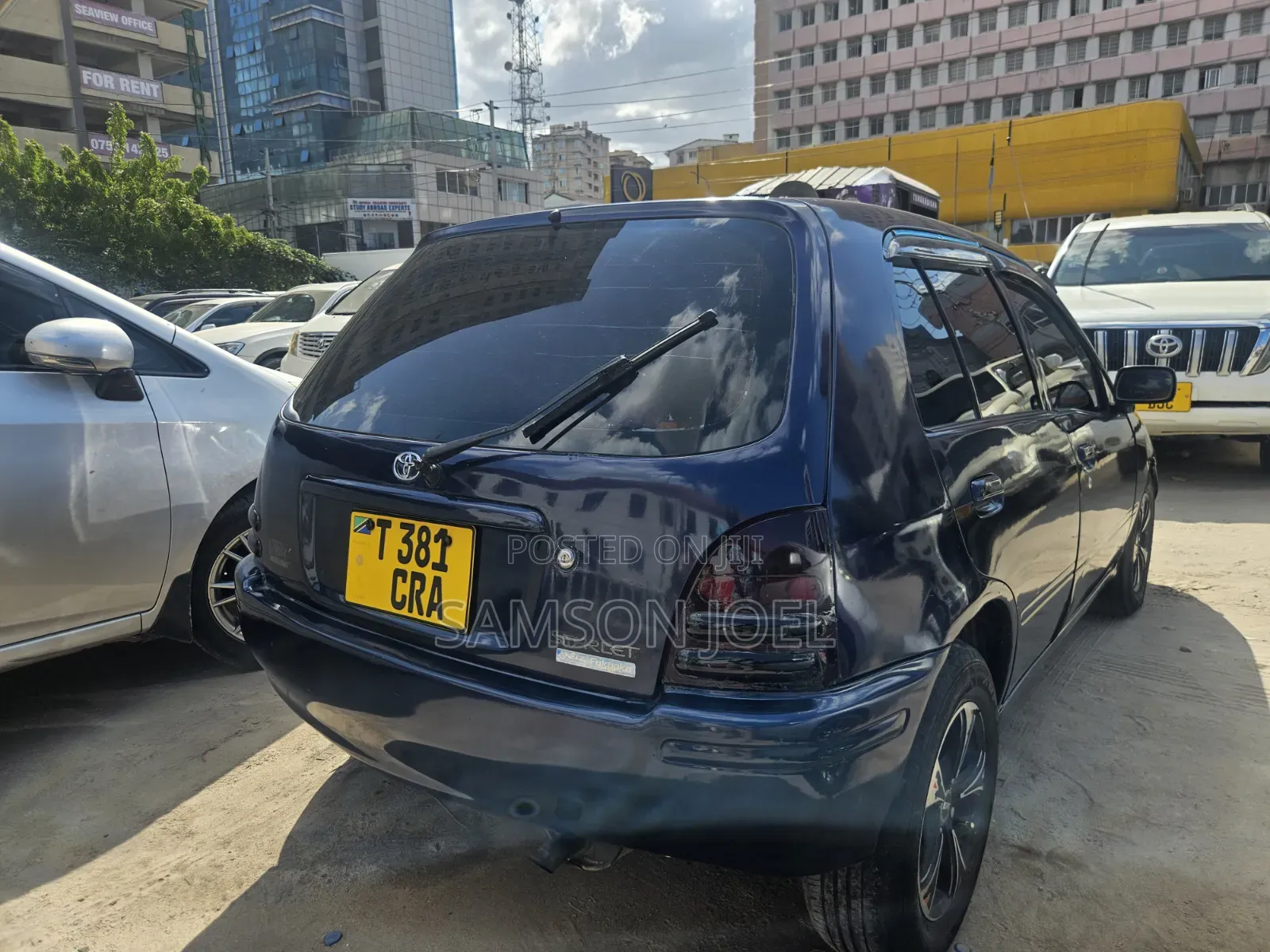 Toyota Starlet 2002 Blue