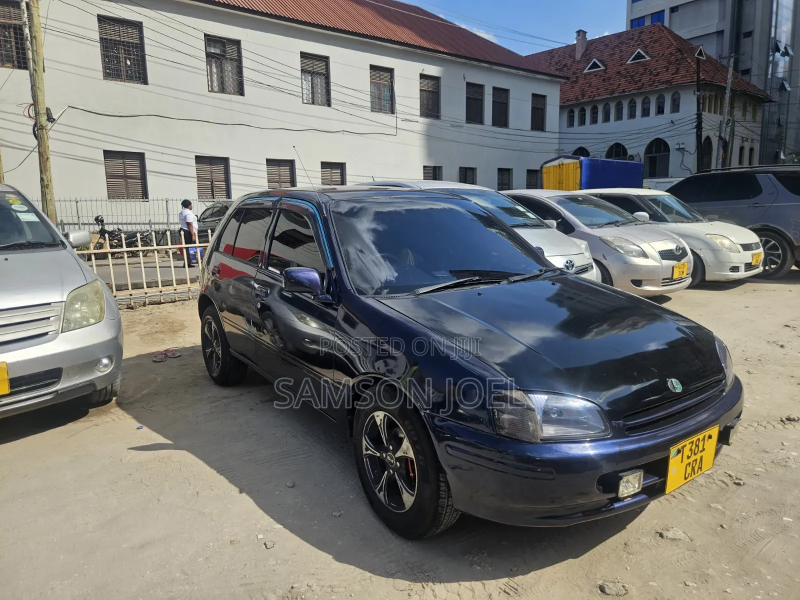 Toyota Starlet 2002 Blue