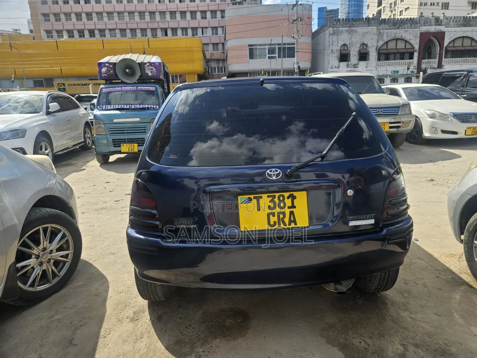 Toyota Starlet 2002 Blue