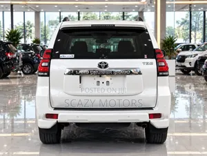 Toyota Land Cruiser Prado 2021 White