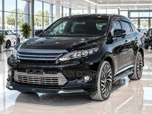 Toyota Harrier 2.0 2015 Black