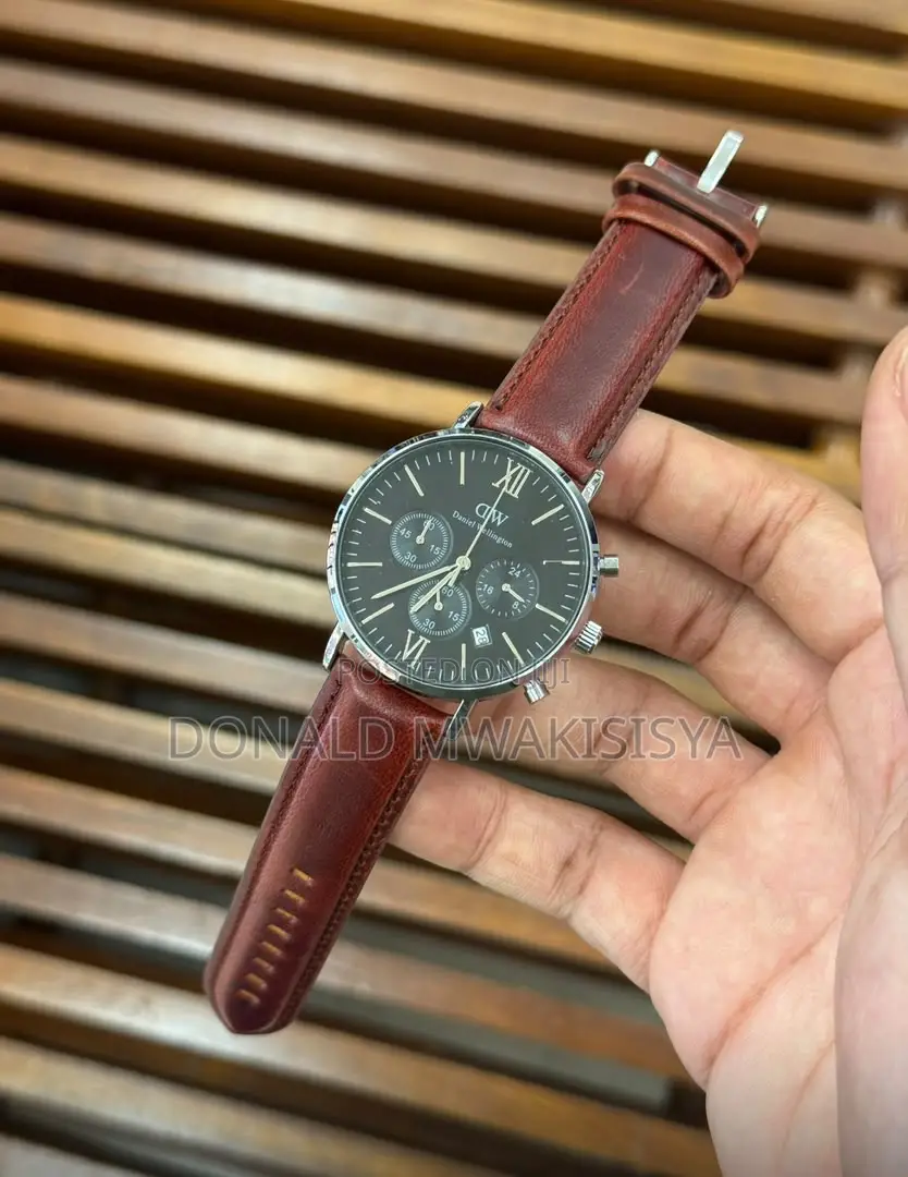 Premium Daniel Wellington Leather Watches for Men