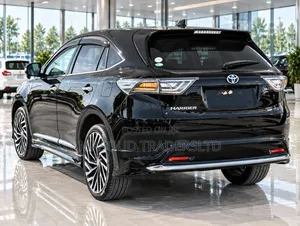 Toyota Harrier 2.0 2015 Black