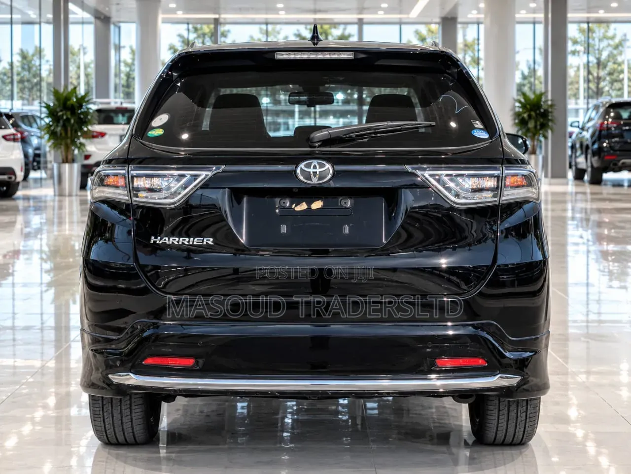 Toyota Harrier 2.0 2015 Black