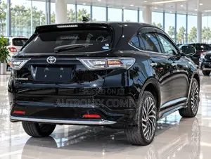 Toyota Harrier 2.0 2015 Black