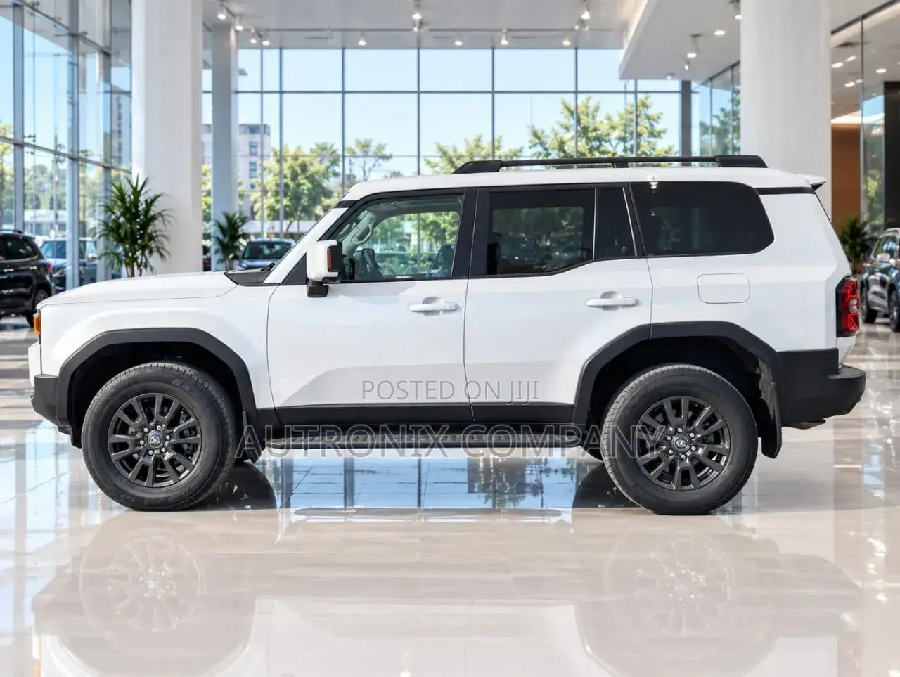 Toyota Land Cruiser 2024 White