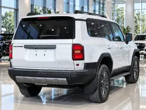 Toyota Land Cruiser 2024 White