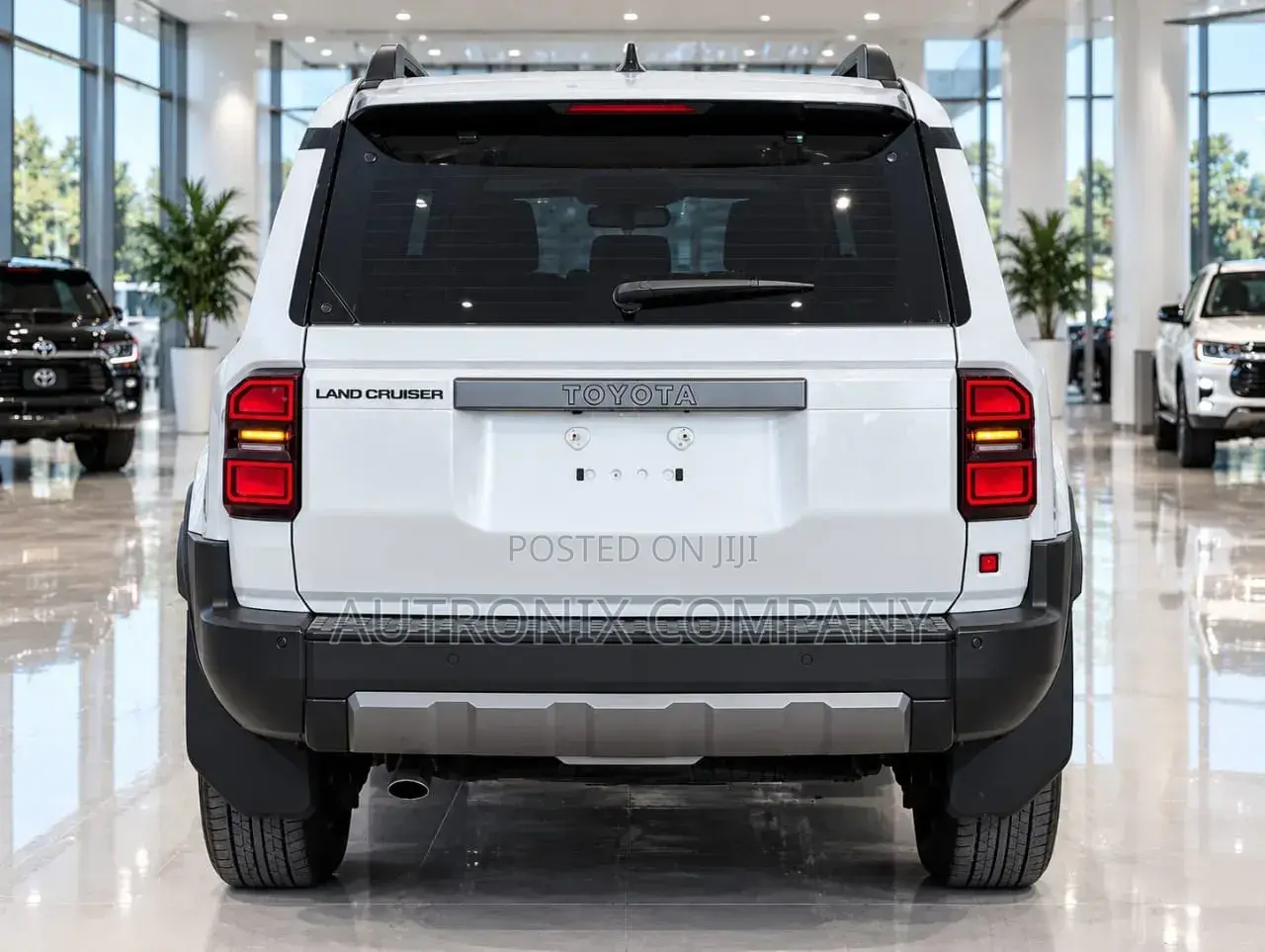 Toyota Land Cruiser 2024 White