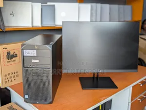 Desktop Computer HP Z2 G4 Tower 8GB Intel Core i7 HDD 500GB