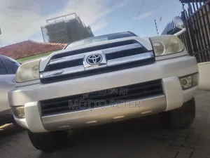Toyota Hilux Surf 2003 White