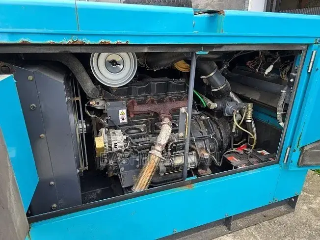 Airman Screw Compressor(za Migodini)pds265s From Hokuetsu Industries.