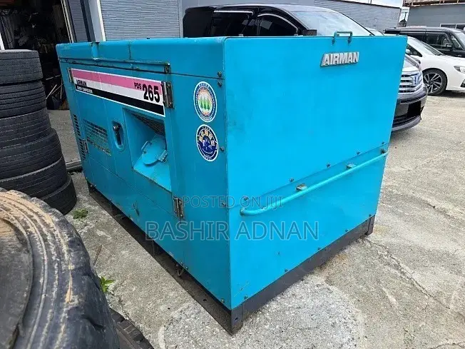 Airman Screw Compressor(za Migodini)pds265s From Hokuetsu Industries.