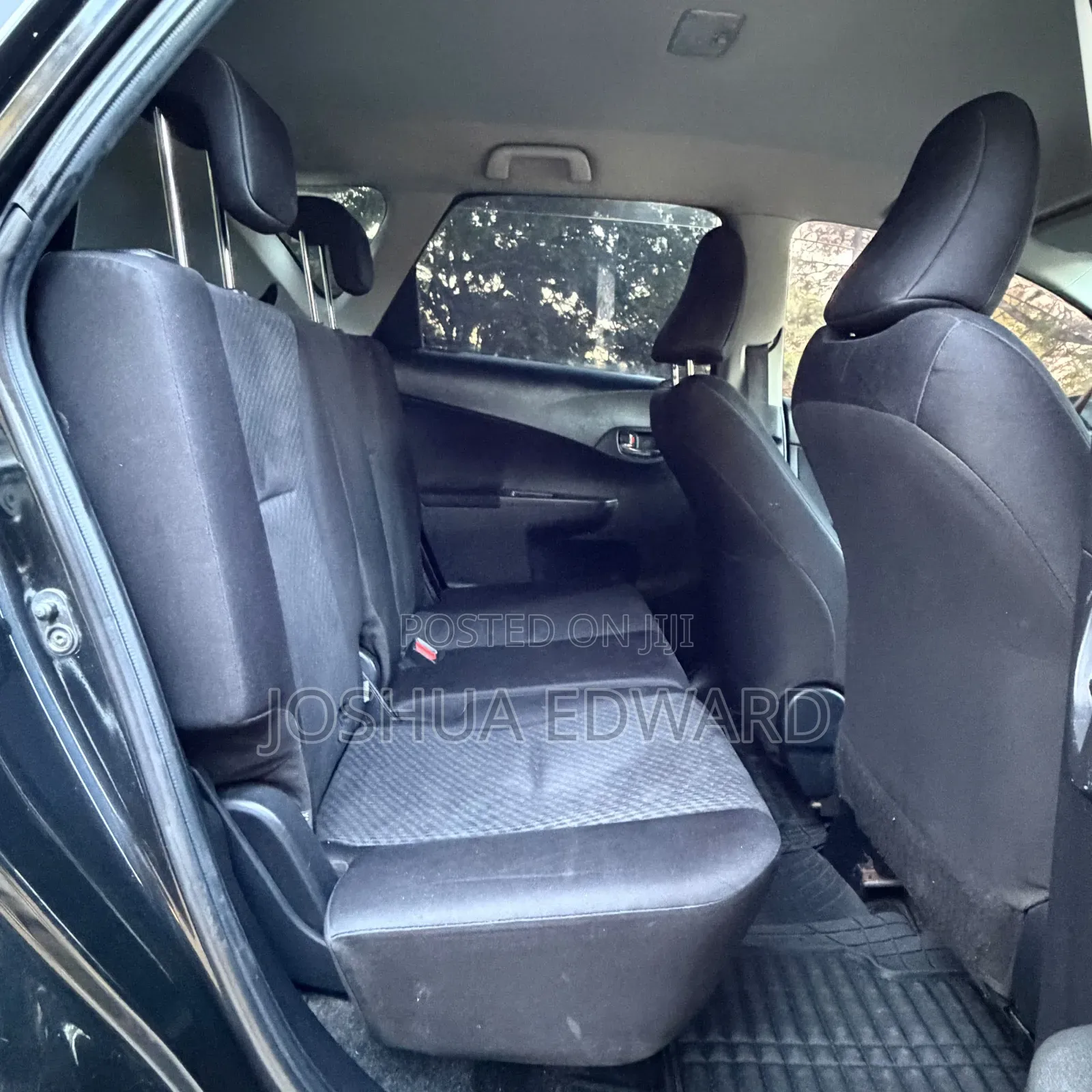 Toyota Ractis 2012 Black