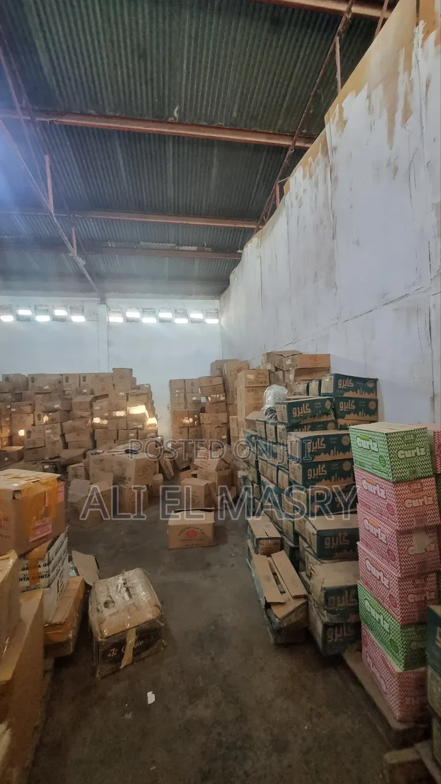 Godown/ Warehouse With Office and AC for Rent 300 SQM