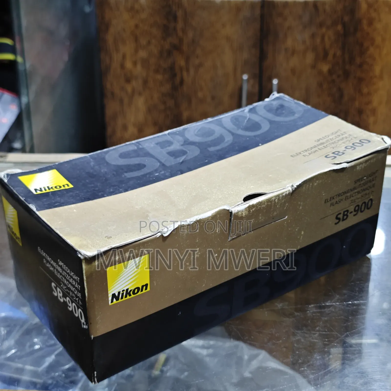 Nikon SB-900 AF Speedlight I-TTL Shoe Mount Flash