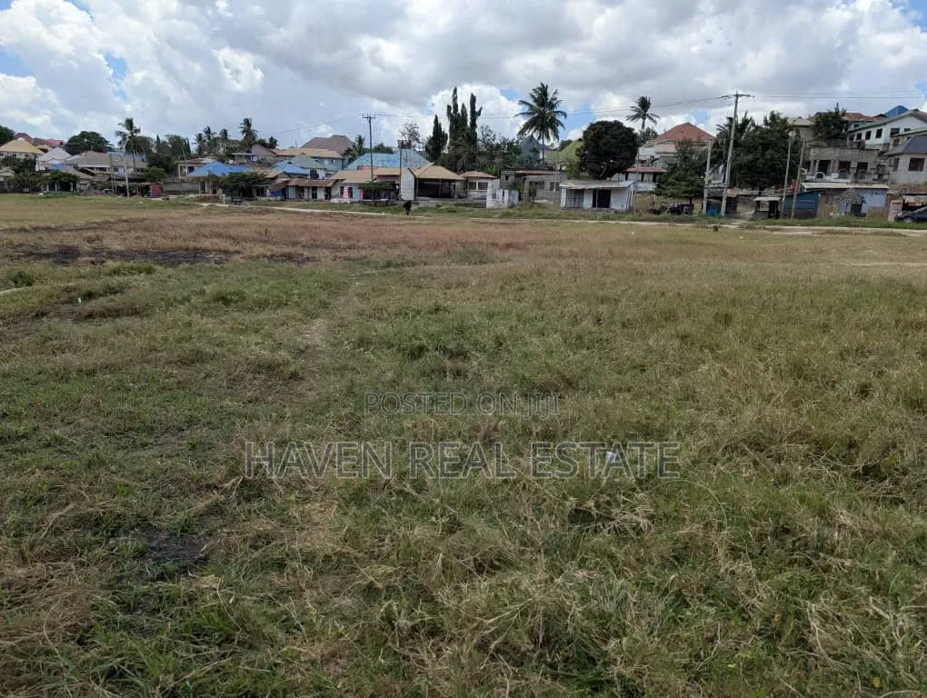 3 Acres Zinauzwa Mbezi Magufuli