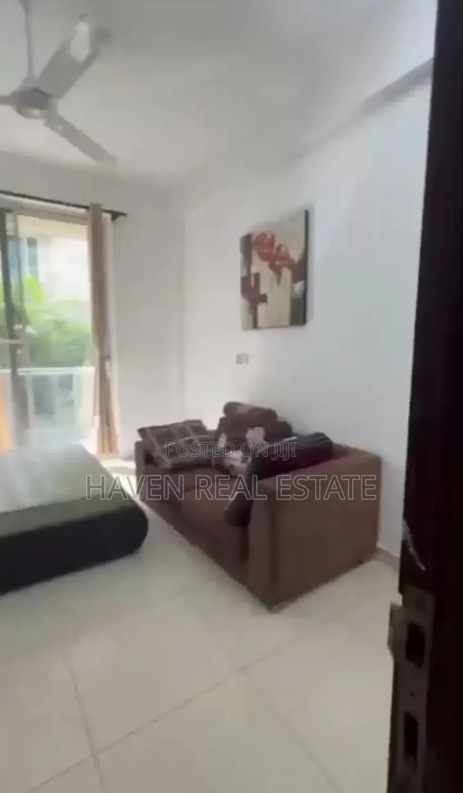 Furnished 4bdrm Apartment in Oyster Bay for sale