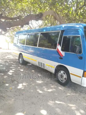 Toyota Coaster 2004 Blue
