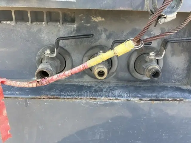 Airman Engine Compressor Pds185(za Migodini) Mwaka 2016 Mpya.