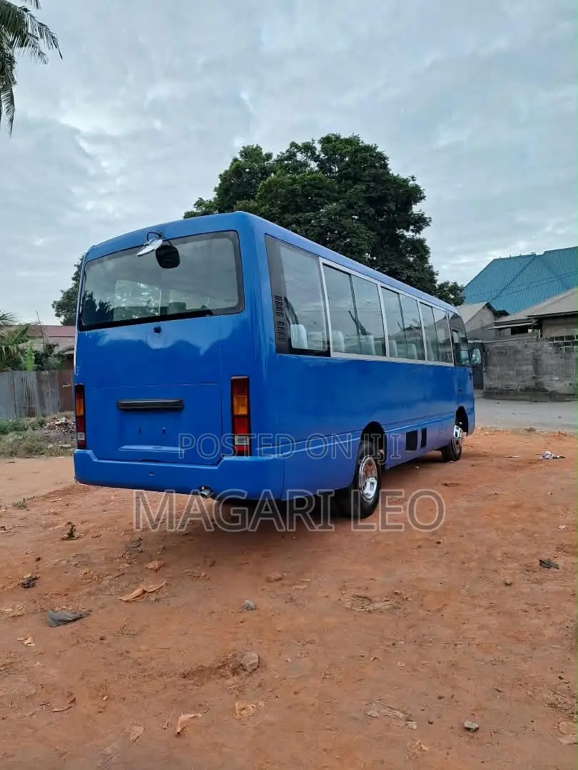 Nissan Civilian 2003 Blue