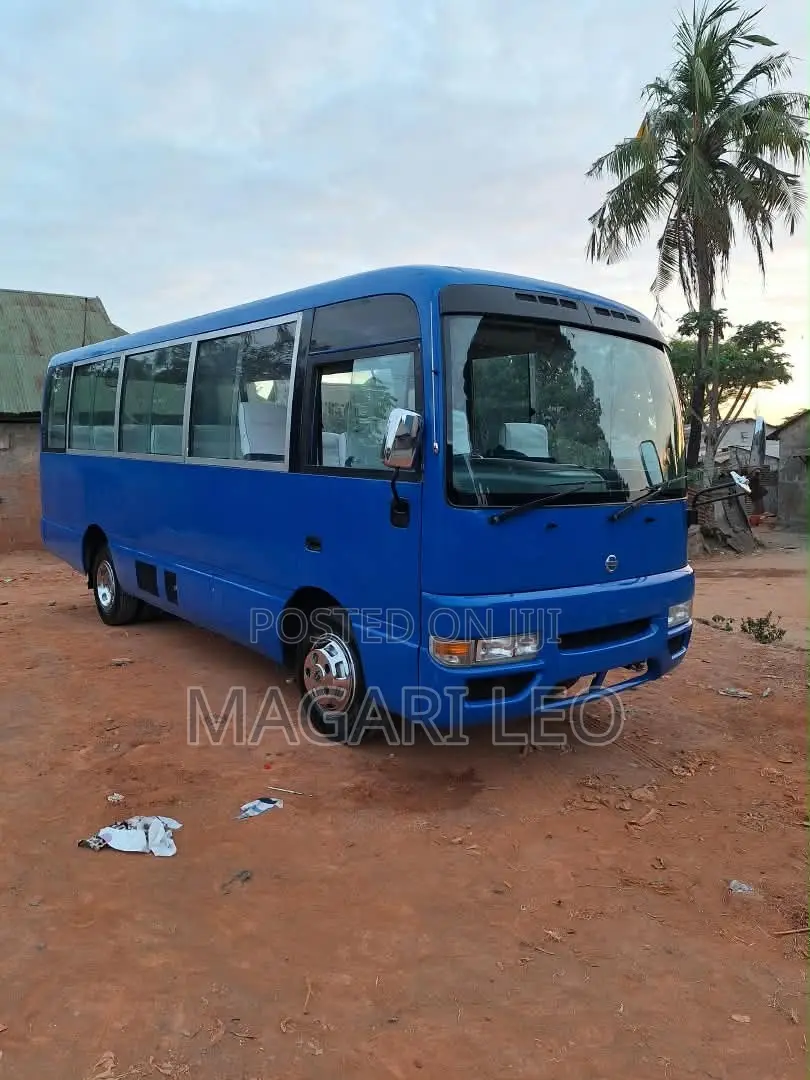Nissan Civilian 2003 Blue