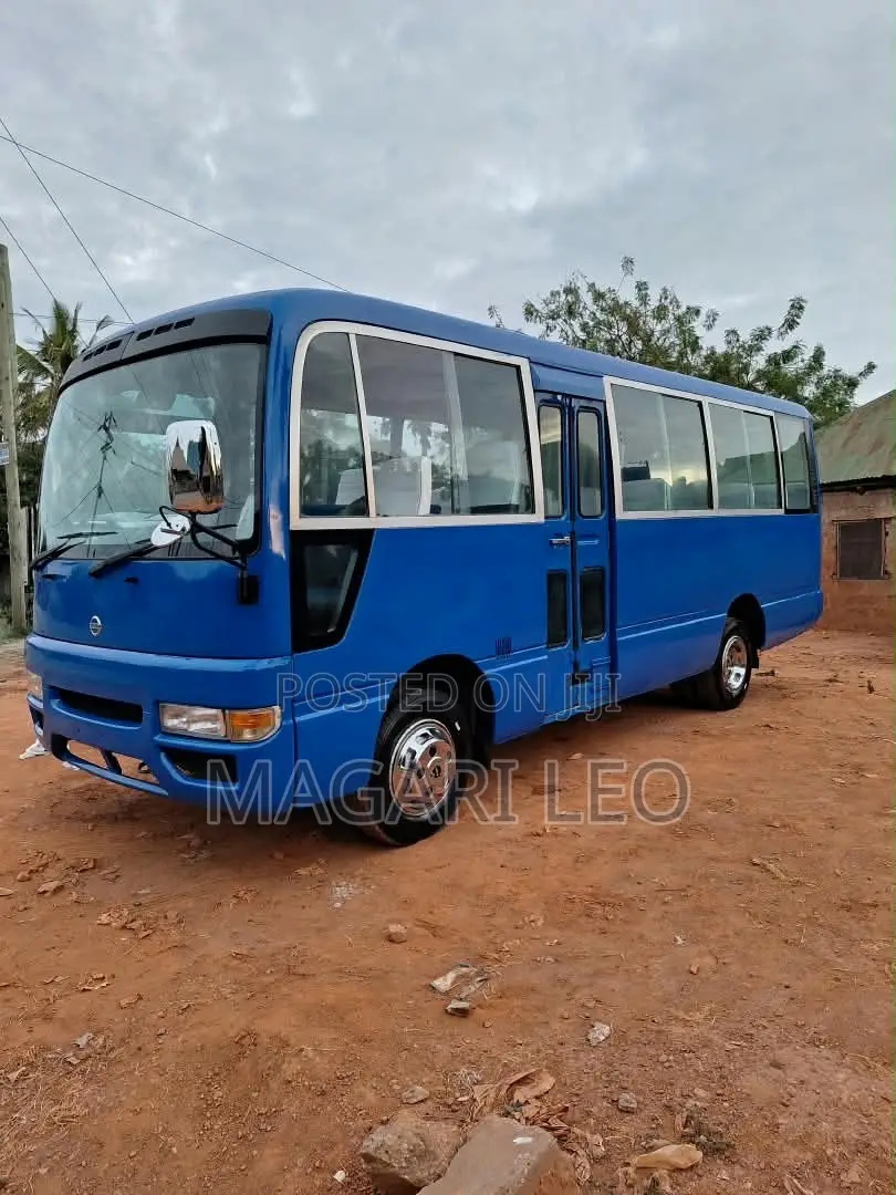 Nissan Civilian 2003 Blue