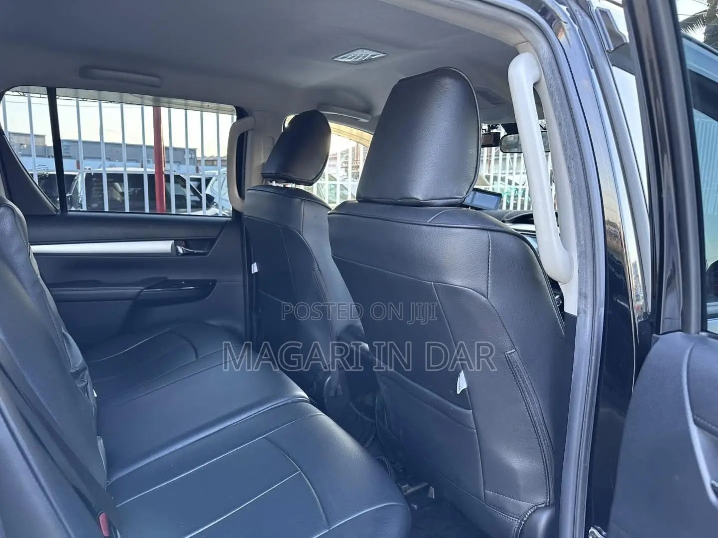 Toyota Hilux 2020 Black