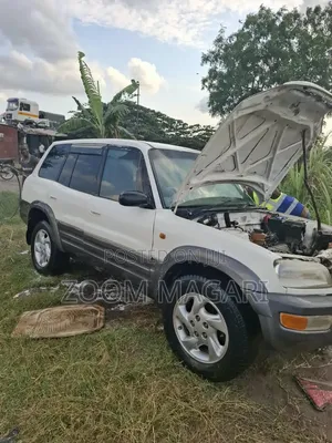 Toyota RAV4 Cabriolet 1998 White