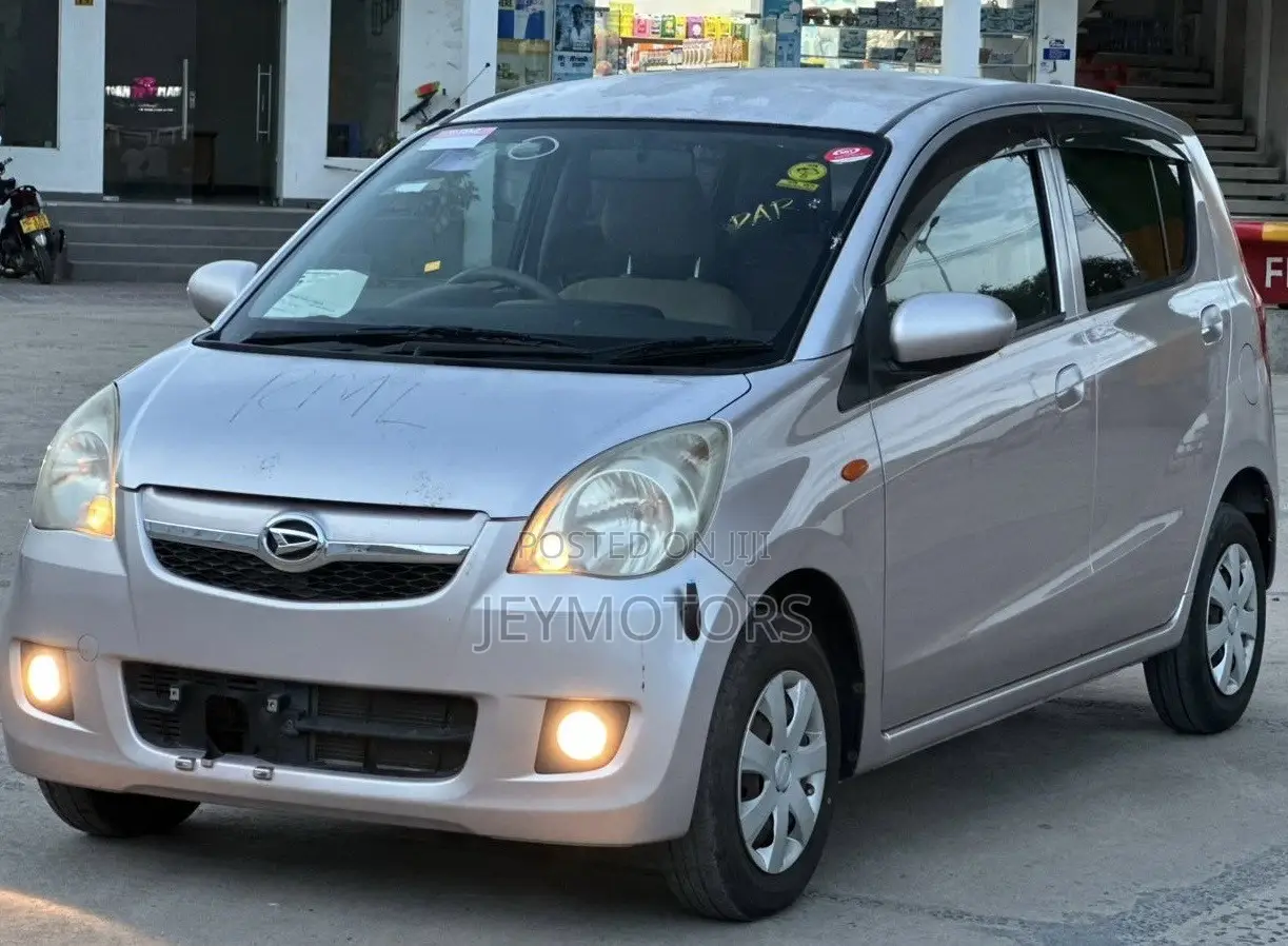 Daihatsu Mira 2010 Silver