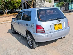 Toyota Starlet 1999 Silver