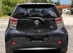 Toyota iQ 2010 Black