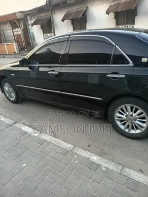 Toyota Crown 2006 Black