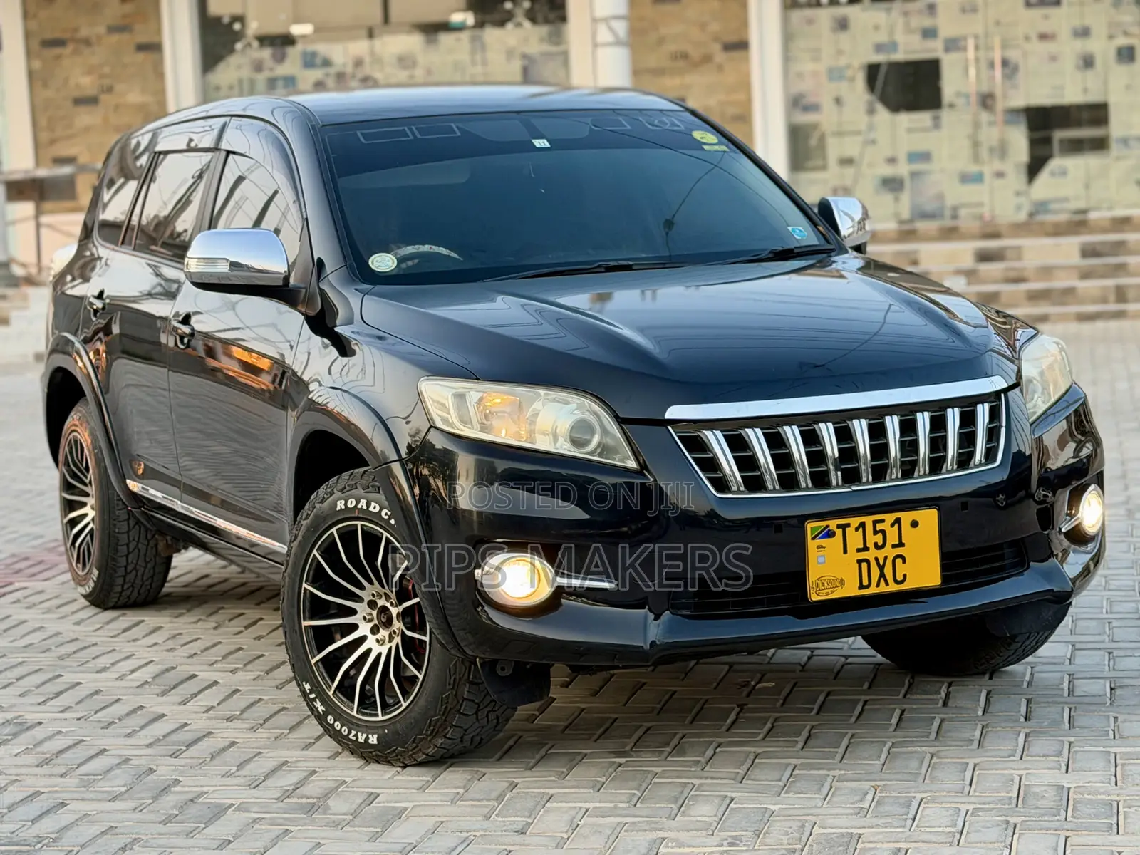 Toyota Vanguard 2010 Black