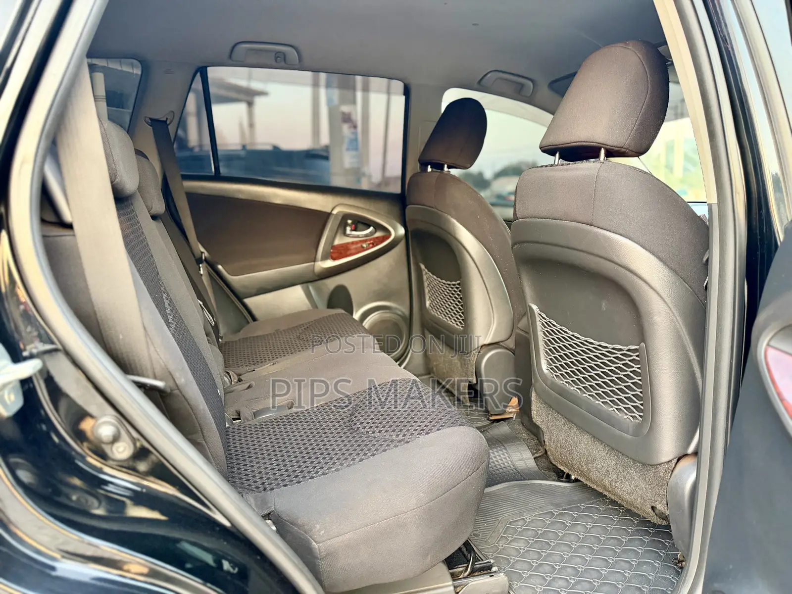 Toyota Vanguard 2010 Black