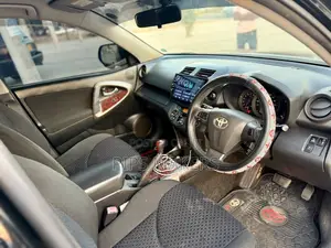 Toyota Vanguard 2010 Black